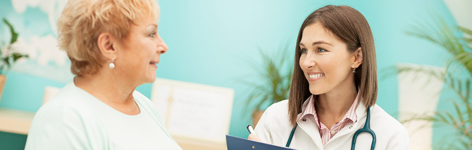 Physician and patient in conversation.