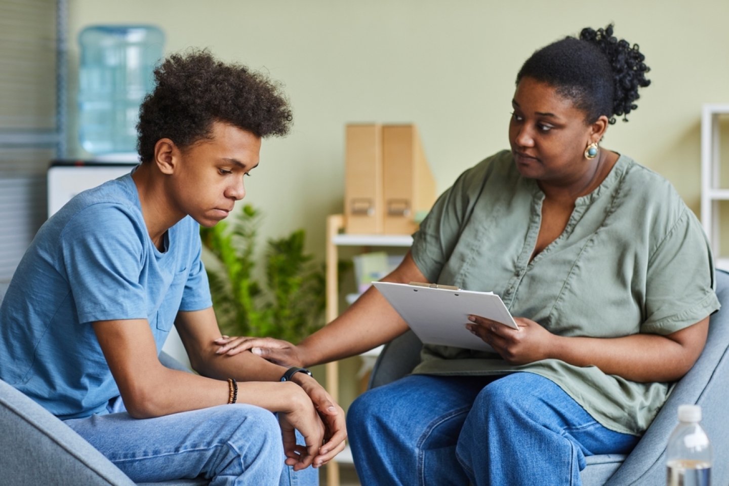 therapist with teen child
