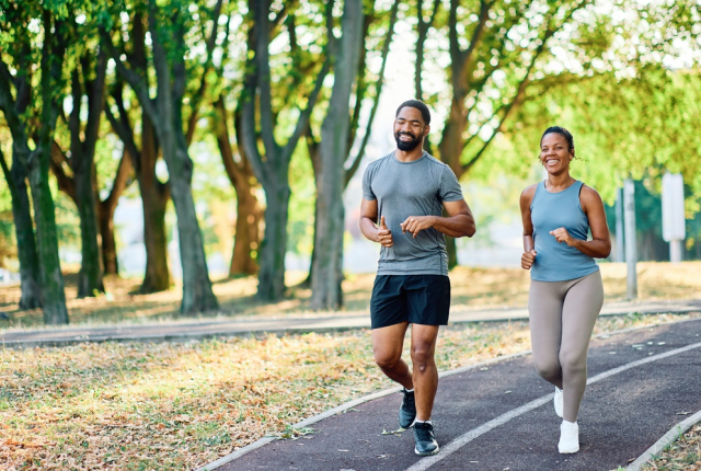 2 people jogging