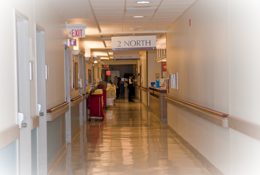 Inpatient transplant unit, north at NewYork-Presbyterian/Weill Cornell Medical Center