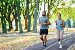 2 people jogging