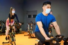 exercising with mask on at the gym