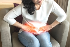 Abdominal pain in woman